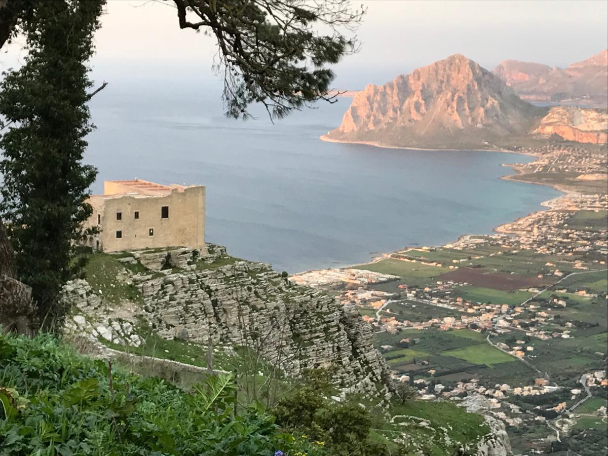 Le Casette Erice Extérieur photo
